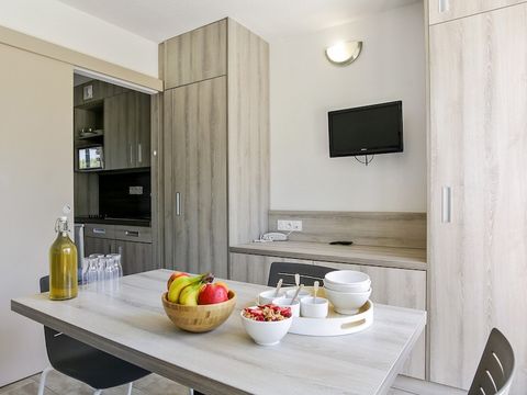 APPARTEMENT 4 personnes - 1 chambre - Vue jardin