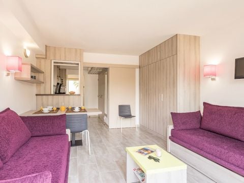 APPARTEMENT 5 personnes - 1 chambre - Vue jardin - Terrasse