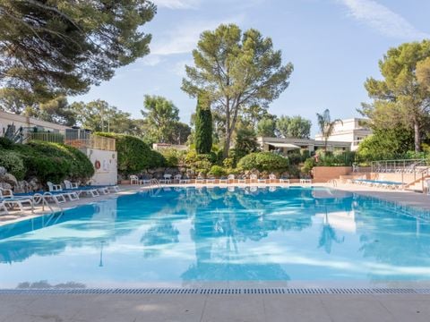 Pierre & Vacances Résidence La Corniche d'Or - Camping Var - Image N°0