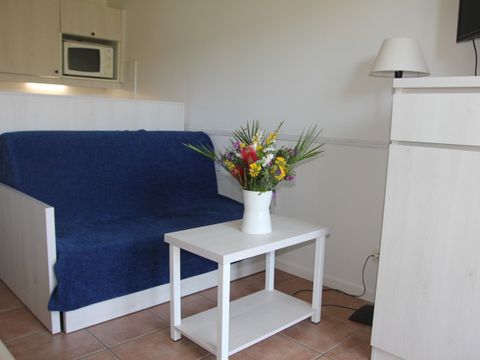 APPARTEMENT 6 personnes - G/221_2 PIECES CABINE 6 PERSONNES