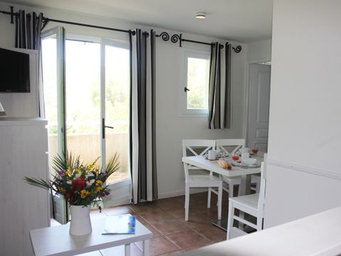 APPARTEMENT 5 personnes - G/221_2 PIECES 4/5 PERSONNES