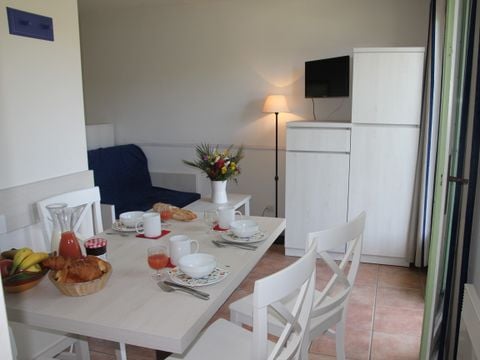 APPARTEMENT 5 personnes - G/221_2 PIECES 4/5 PERSONNES