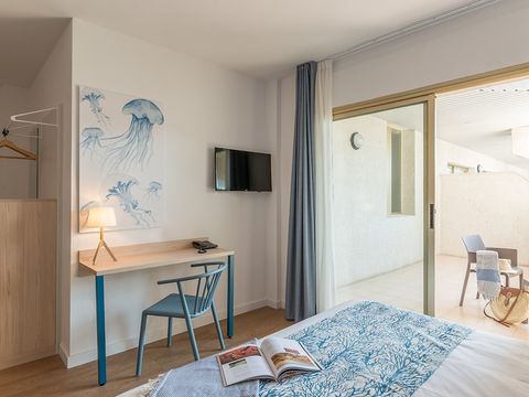 Chambre 3 personnes - Chambre d'hôtel standard C3