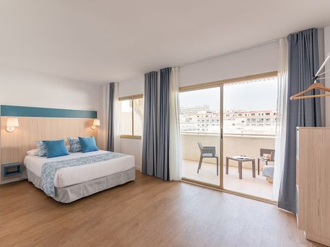 Chambre 2 personnes - Chambre d'hôtel standard C2