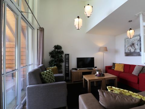 APPARTEMENT 6 personnes - penthouse attractif à proximité immédiate des pistes de ski