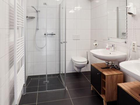 APPARTEMENT 5 personnes - confortable sur la piste ski-in ski-out