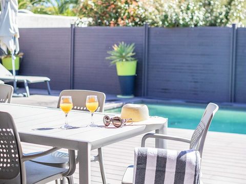 VILLA 4 personnes - 2 CHAMBRES-CLIMATISÉ-PISCINE PRIVÉE 4M-TERRASSE SPACIEUSE