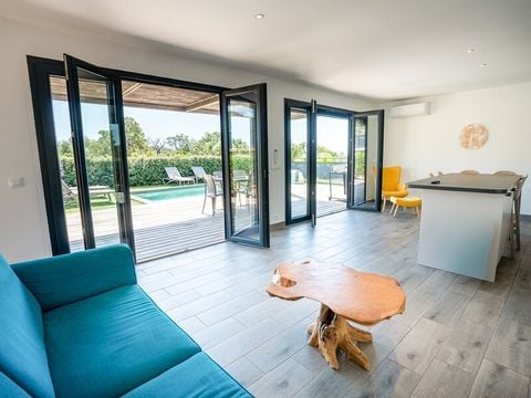 Maison 6 personnes - 3 chambres - Climatisation - Piscine privée de 7m