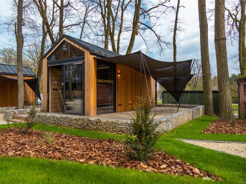 HÉBERGEMENT INSOLITE 2 personnes - Petite maison