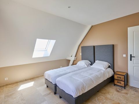 VILLA 8 personnes - Villa 6p. 2 bat. piscine supérieure