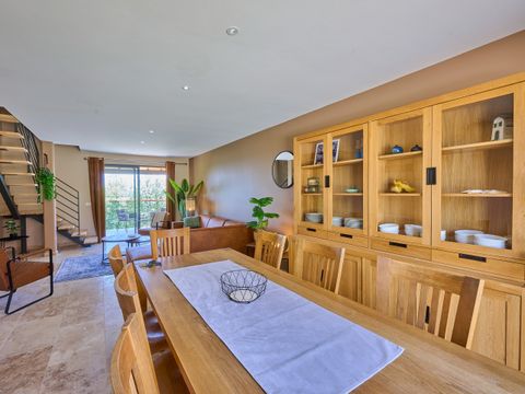 VILLA 8 personnes - 2 salles de bain - piscine supérieure