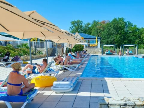 MAISON 6 personnes - Villa 6p. 1 bain piscine supérieure