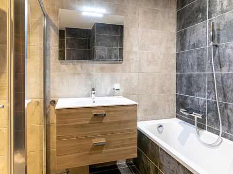 APPARTEMENT 4 personnes