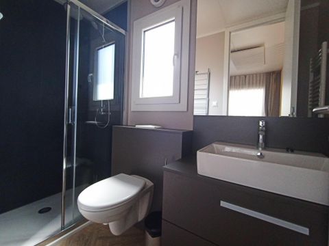 HÉBERGEMENT INSOLITE 2 personnes - Petite maison 2