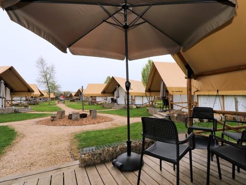 BUNGALOW TOILÉ 6 personnes - Papillio 4+2