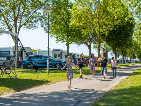 Emplacement - Aire de stationnement pour camping-cars « Comfort »