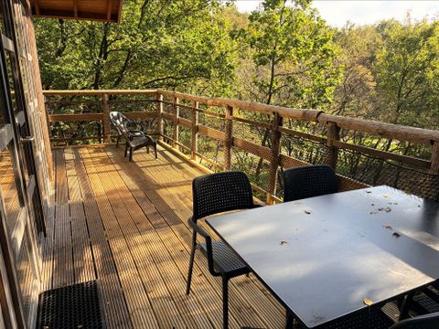 Hébergement 6 personnes - Maison dans les arbres XXL Bain à remous