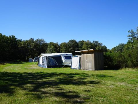Emplacement - Sanitaires privés tout confort