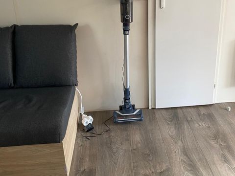 MOBILHOME 14 personnes - 2 Mobil-homes côte à côte - Petit Déjeuner + draps inclus + 4 funpass adultes et 6funpass enfants inclus