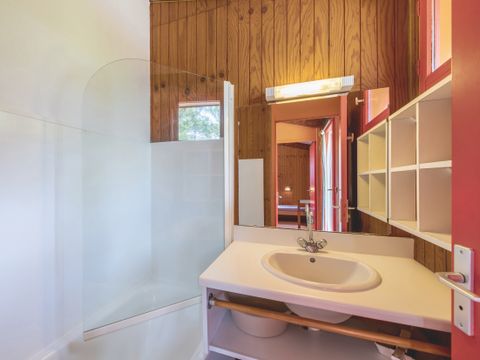 Chalet 2 personnes - 2 personnes (Séjour + Petit-déjeuner)