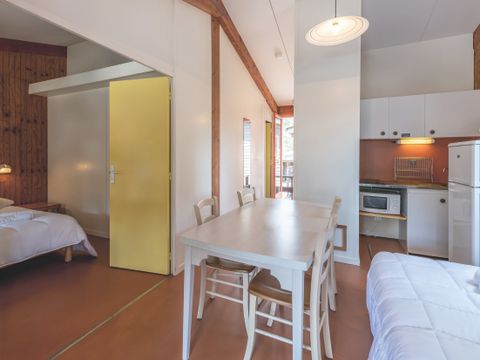 Chalet 4 personnes (Séjour + Petit-déjeuner)