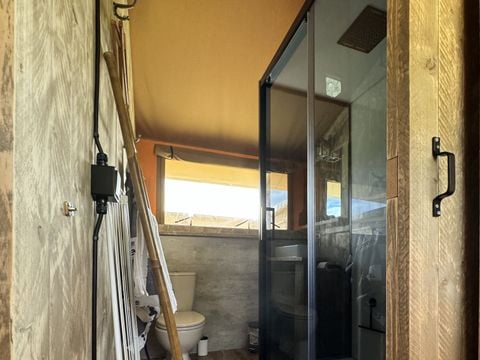 HÉBERGEMENT INSOLITE 4 personnes - Tente Safari Lodge (21 m2 - 2 ch.)