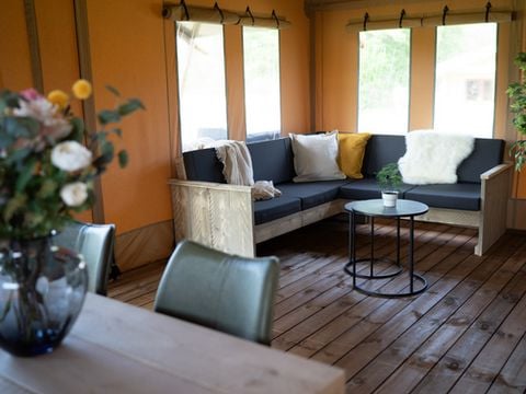 HÉBERGEMENT INSOLITE 7 personnes - Tente Safari Lodge (38 m² - 3 ch.)