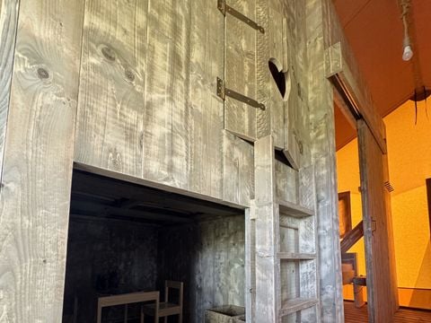 HÉBERGEMENT INSOLITE 7 personnes - Tente Safari Lodge (38 m² - 3 ch.)