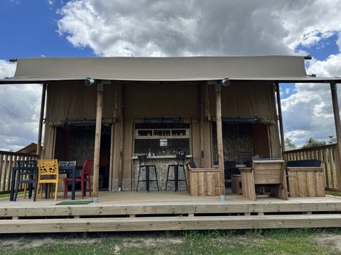 HÉBERGEMENT INSOLITE 5 personnes - Tente Safari Lodge (34 m2 - 2 ch.)