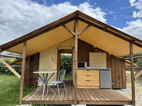HÉBERGEMENT INSOLITE 4 personnes - Cabane du campeur (10 m² - 1 ch.)