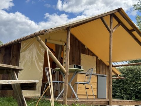 HÉBERGEMENT INSOLITE 4 personnes - Cabane du campeur (10 m² - 1 ch.)