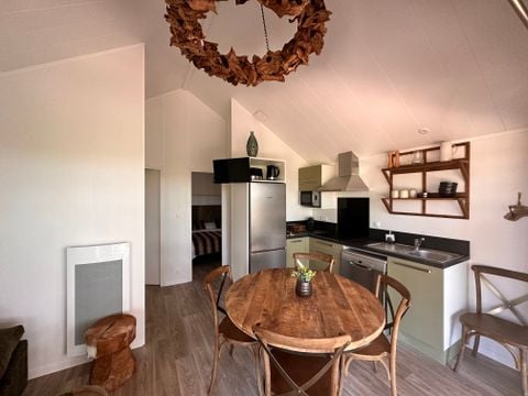 CHALET 5 personnes - Lodge 2 chambres et Spa - Rustique