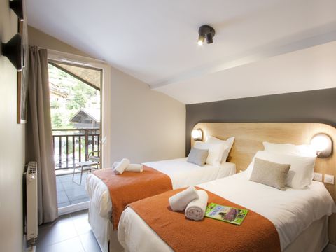 APPARTEMENT 8 personnes - 3 pièces Cabines 8 personnes (env. 57 m²)