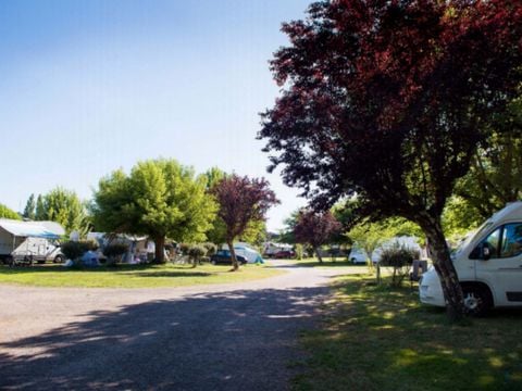 Emplacement - Simple - 2 pers+ - Véhicule