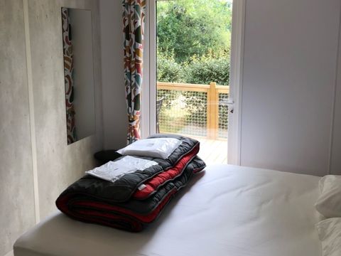 Mobilhome 4 personnes - MH - 2 chambres - 2 salles de bain - PREMIUM 4/6 pers 1/6 pers