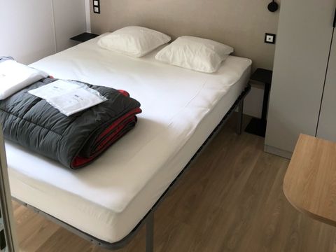 Mobilhome 4 personnes - MH - 2 chambres - 2 salles de bain - PREMIUM 4/6 pers 1/6 pers