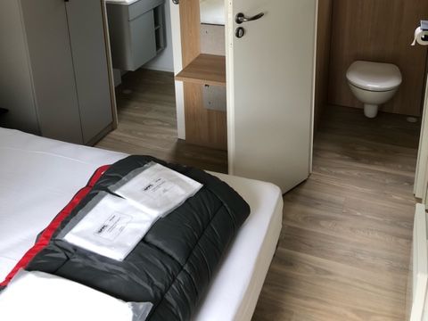 Mobilhome 4 personnes - MH - 2 chambres - 2 salles de bain - PREMIUM 4/6 pers 1/6 pers