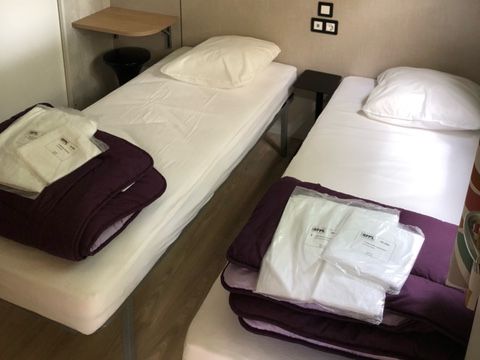 Mobilhome 4 personnes - MH - 2 chambres - 2 salles de bain - PREMIUM 4/6 pers 1/6 pers