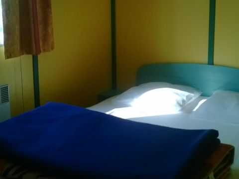 CHALET 4 personnes - CHALET 2 CH CONFORT 5 pers 1/5 pers