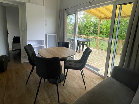 MOBILHOME 4 personnes - MH 2 CH 2 SDB PREMIUM 4 pers 1/4 pers