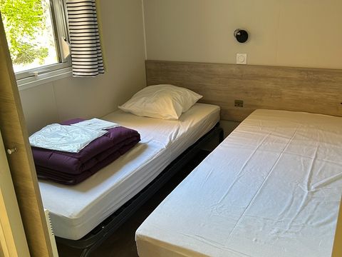 MOBILHOME 4 personnes - MH 2 CH PREMIUM PMR 4 pers 1/4 pers