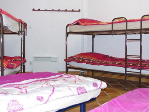 GÎTE 10 personnes - Collectif 29m² (17+12m²) 10 pers.