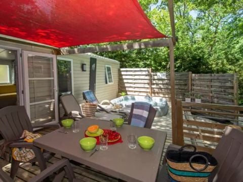 MOBILHOME 4 personnes - Cottage Romarin 3 Pièces 4 Personnes Climatisé Spa Privatif