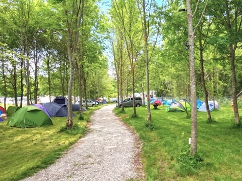 Village des Bons-Hommes au Pré Cathare - Camping Ariège - Afbeelding N°21