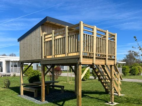 Hébergement 2 personnes - Cabane campetoile pilotis