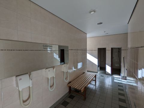 HÉBERGEMENT INSOLITE 4 personnes - Refuge pour randonneurs 2+2