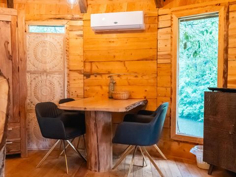CHALET 4 personnes - Maison de l'arbre 2+2