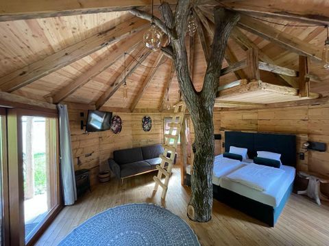 CHALET 4 personnes - Maison de l'arbre 2+2