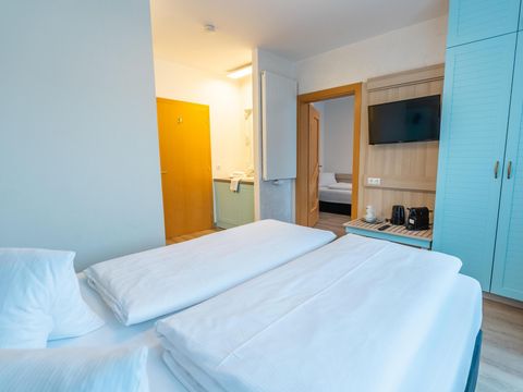 CHAMBRE 4 personnes - Chambre confort 4