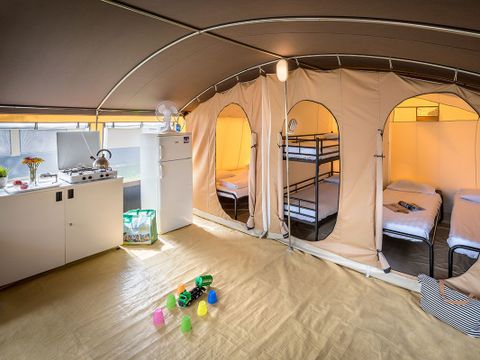 Tente en toile et en bois 6 personnes - Lodgetent Holiday